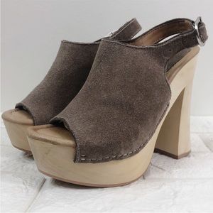 RARE Jeffrey Campbell for Free People Wooden Clog Wedge